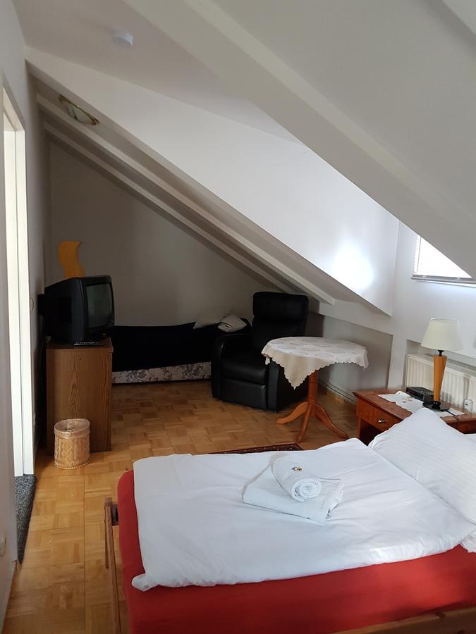 Pension Hubertus Berlin Luaran gambar