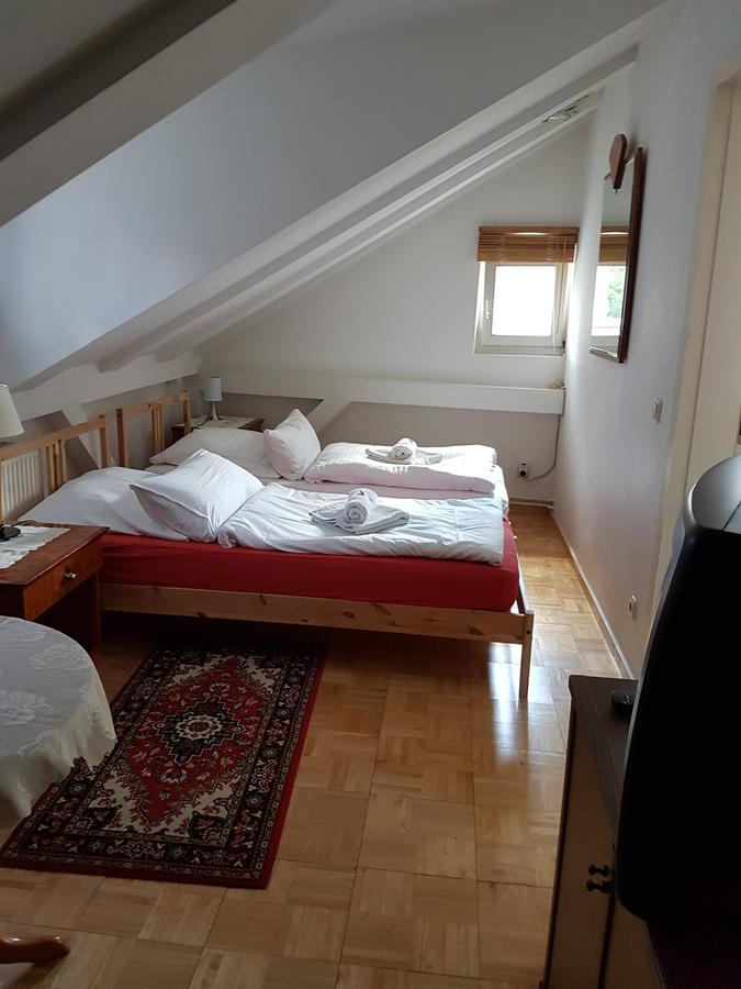 Pension Hubertus Berlin Luaran gambar